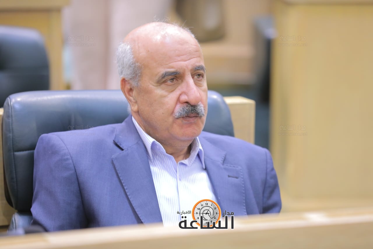 Madar Al-Saa Images 0.6456689138476195