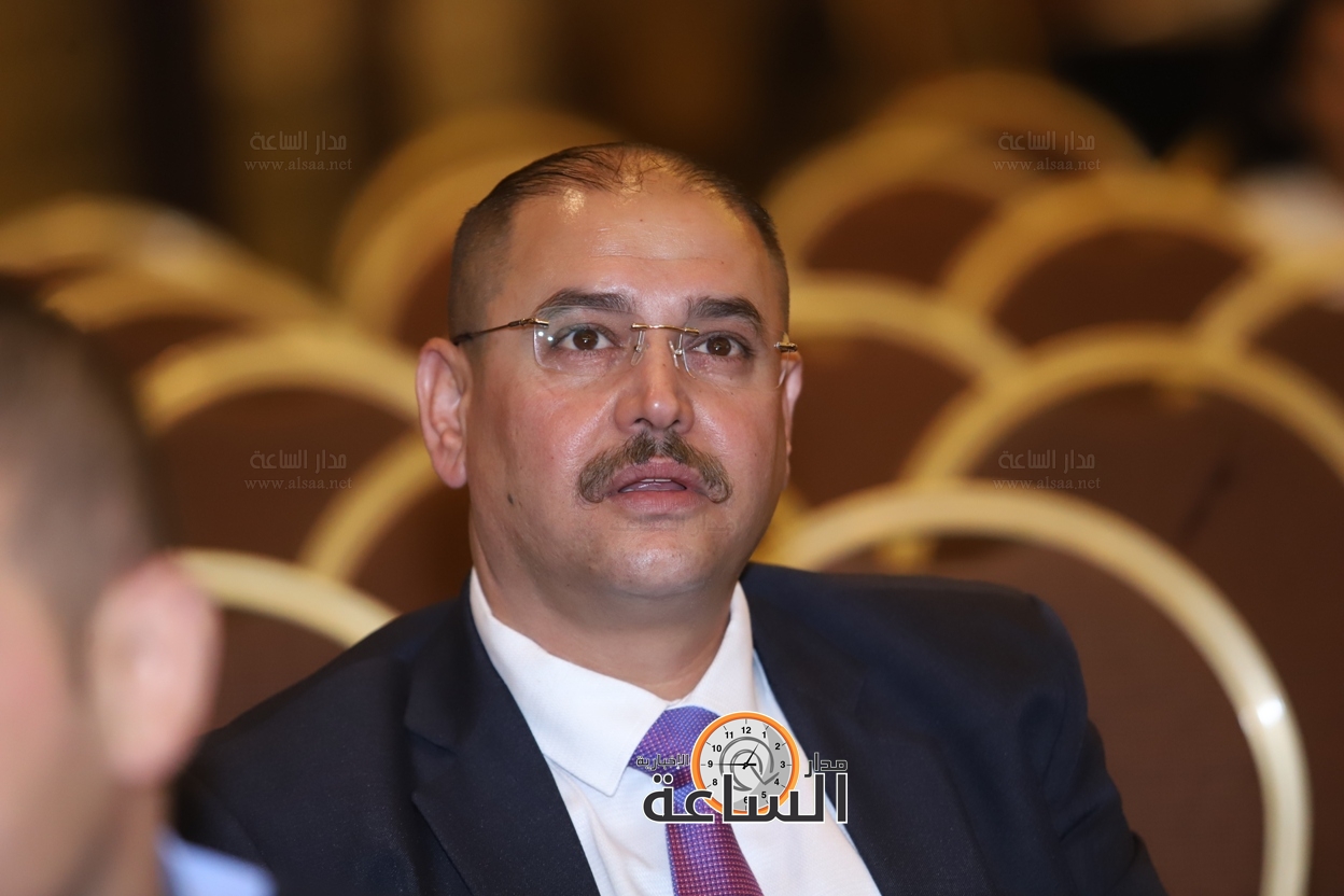 Madar Al-Saa Images 0.389352993357694