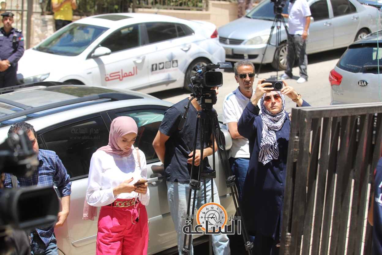 Madar Al-Saa Images 0.15922295547961007