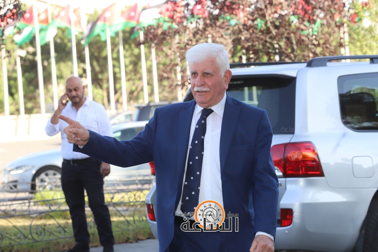 Madar Al-Saa Images 0.23620935560415746