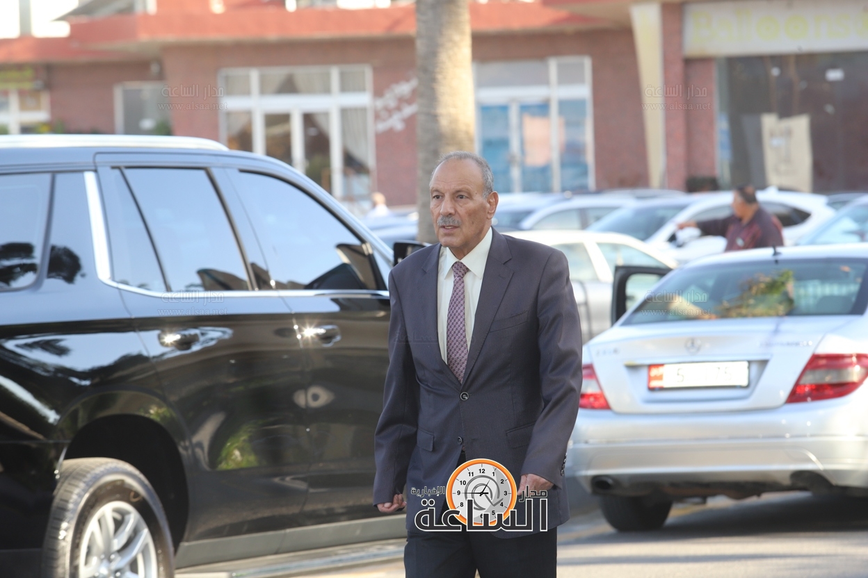 Madar Al-Saa Images 0.38852268556974157