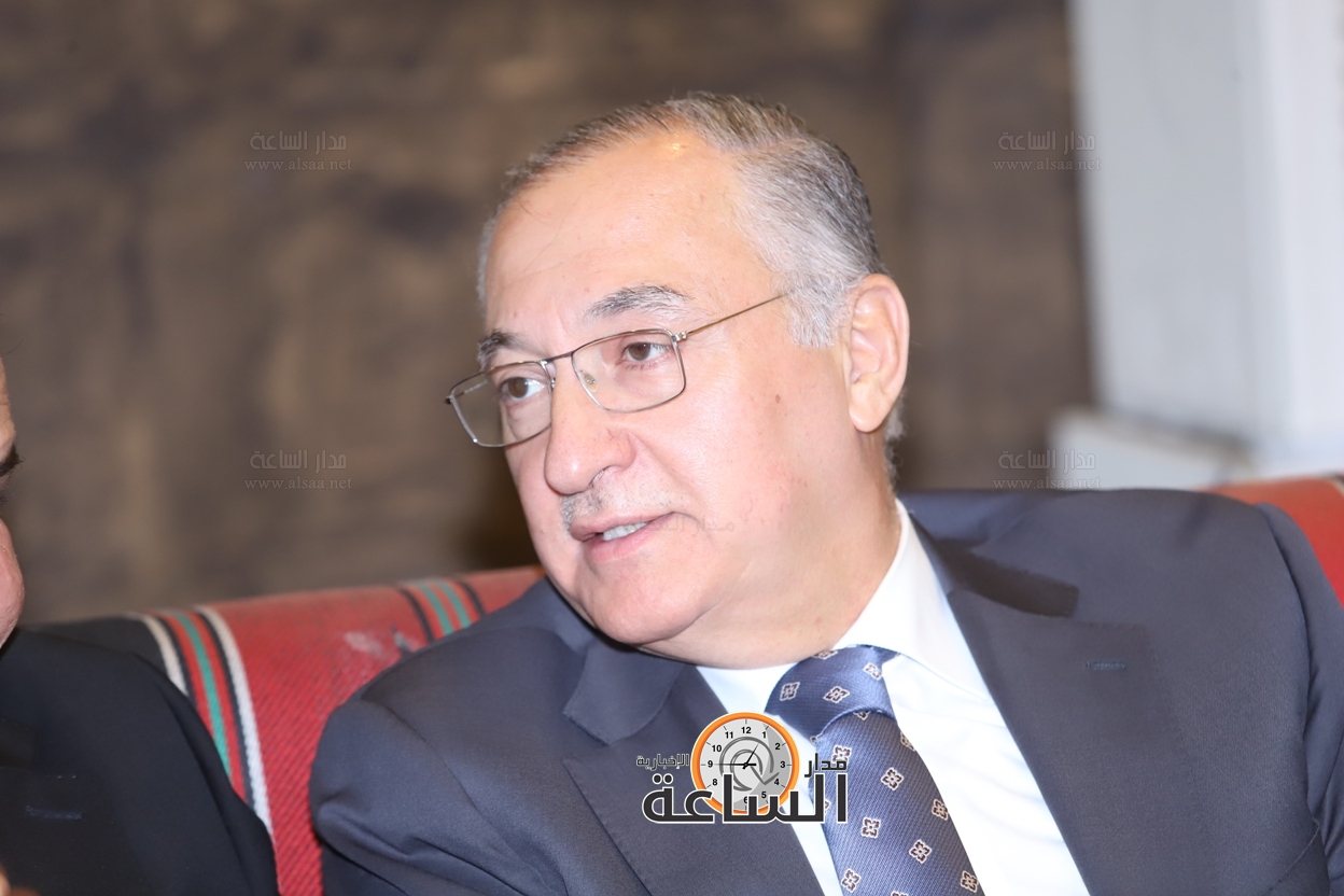 Madar Al-Saa Images 0.48005838152504476