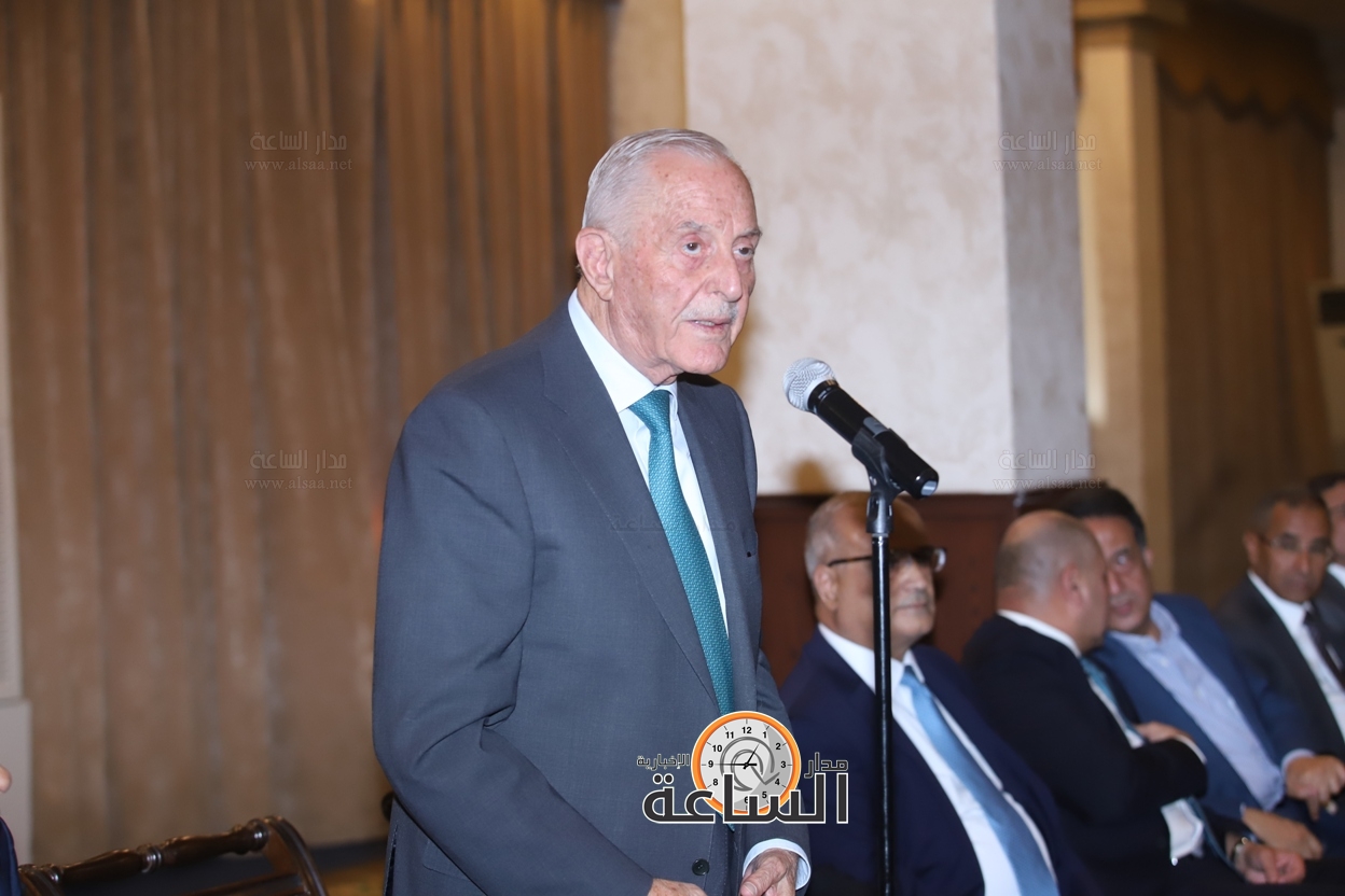 Madar Al-Saa Images 0.7119985850628159