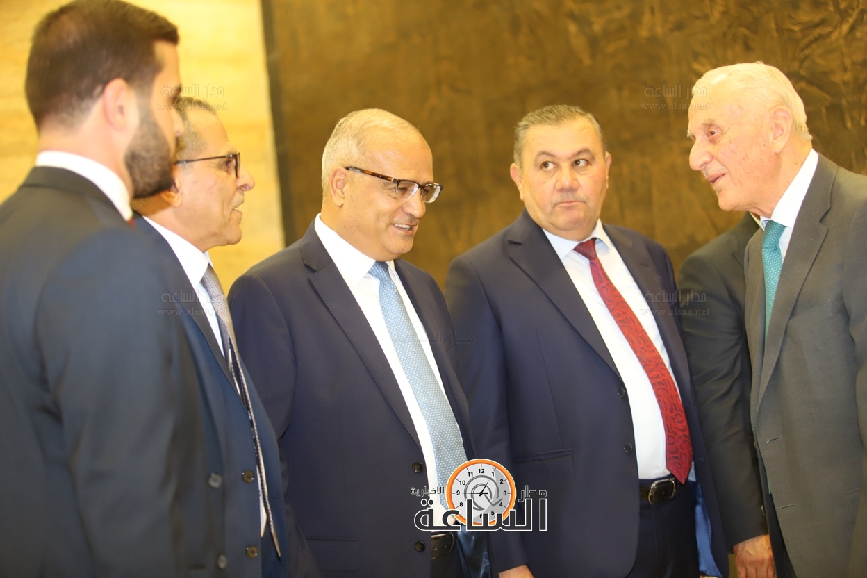 Madar Al-Saa Images 0.3467590585206348