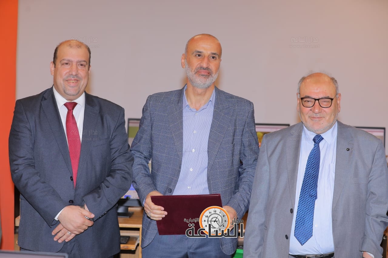 Madar Al-Saa Images 0.03594622824482996