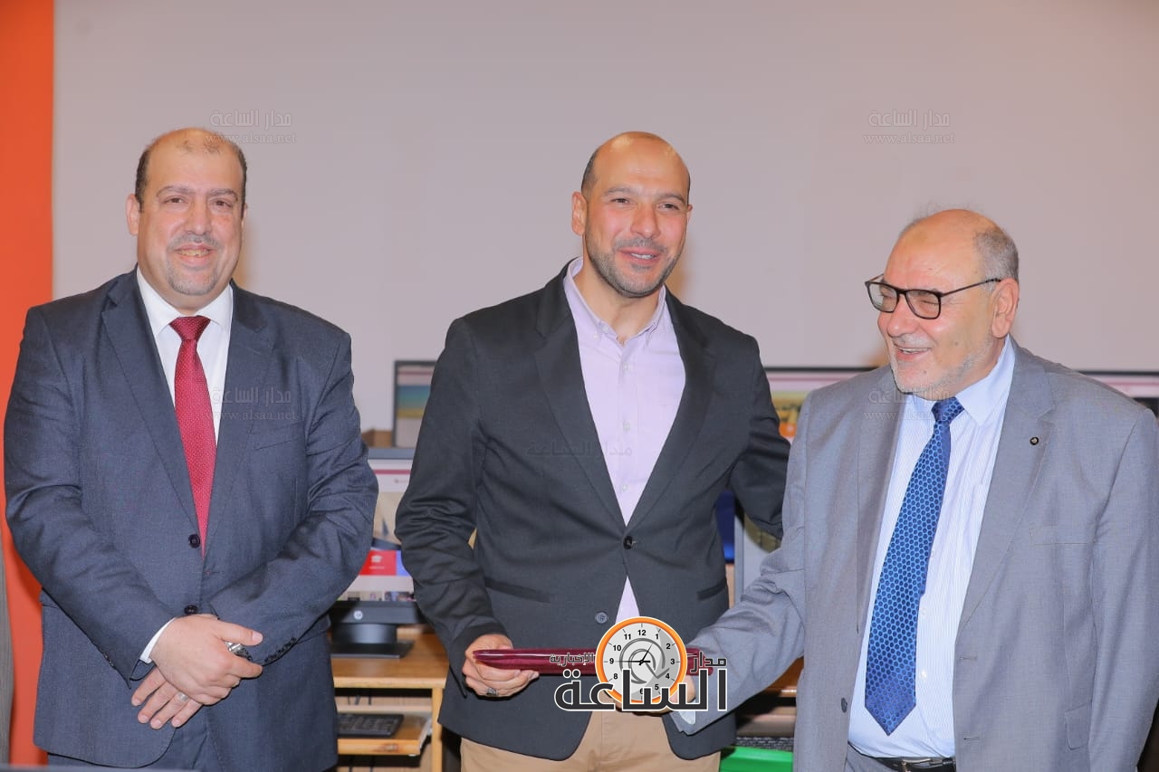 Madar Al-Saa Images 0.3771345100928285