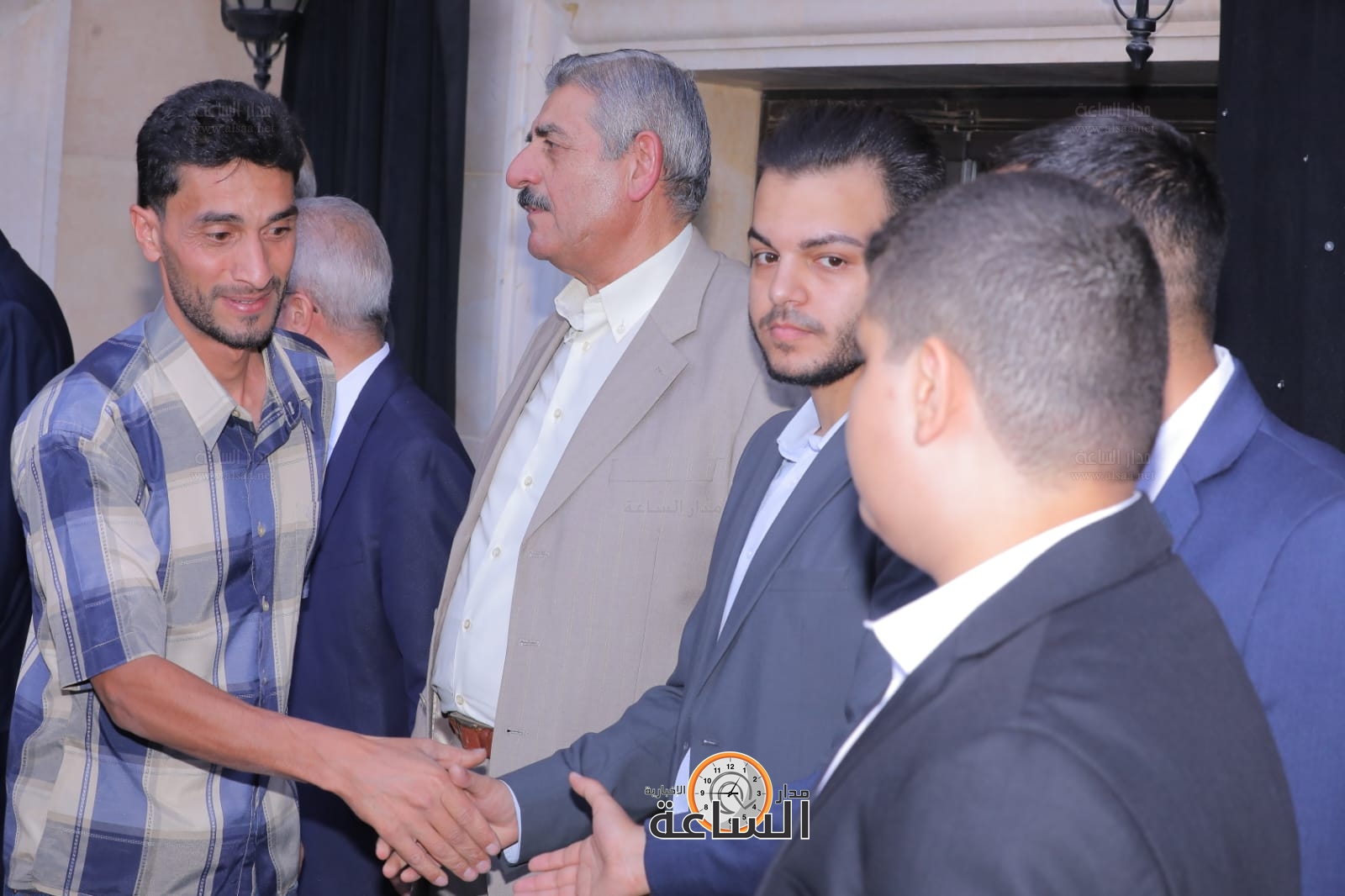 Madar Al-Saa Images 0.24238234741121545