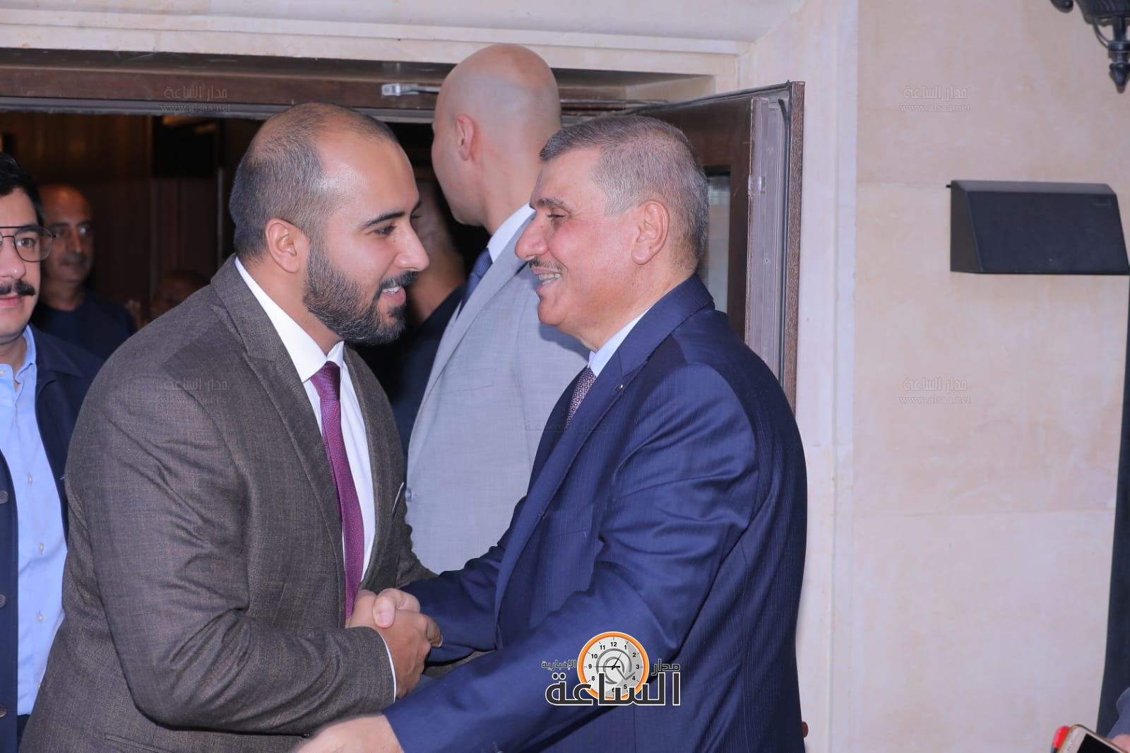 Madar Al-Saa Images 0.16591462080355535