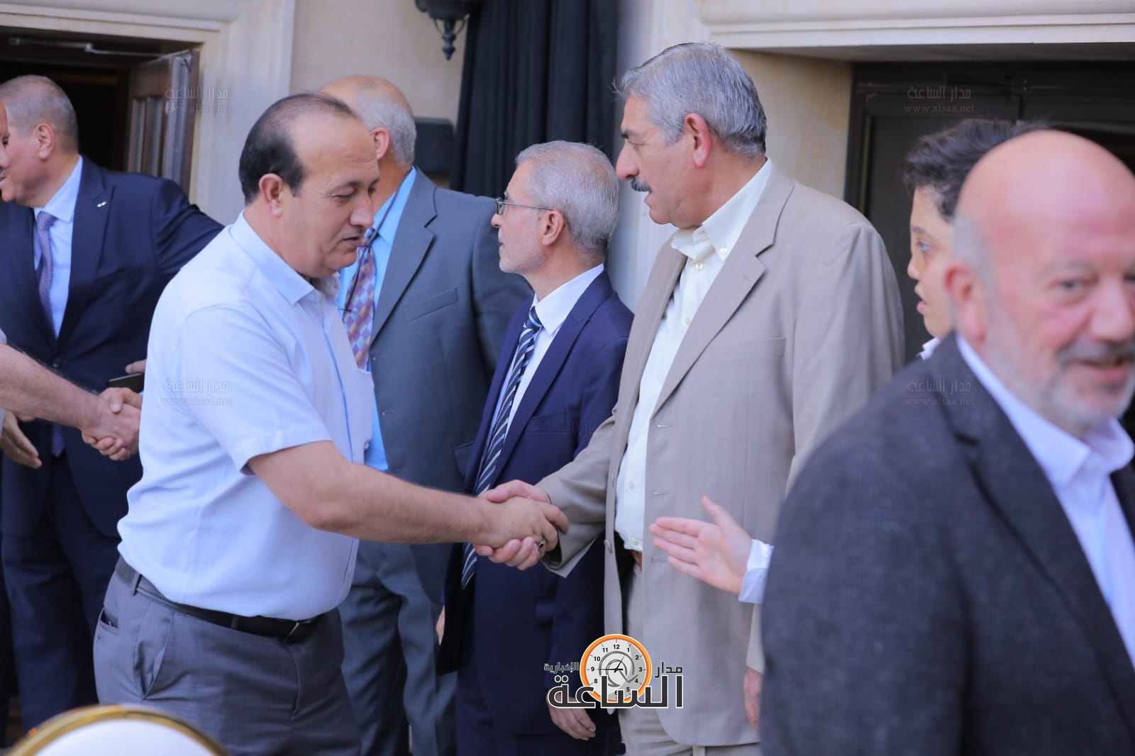 Madar Al-Saa Images 0.7897106447918762