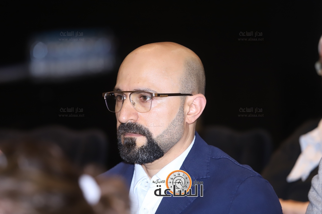 Madar Al-Saa Images 0.2170175334181177