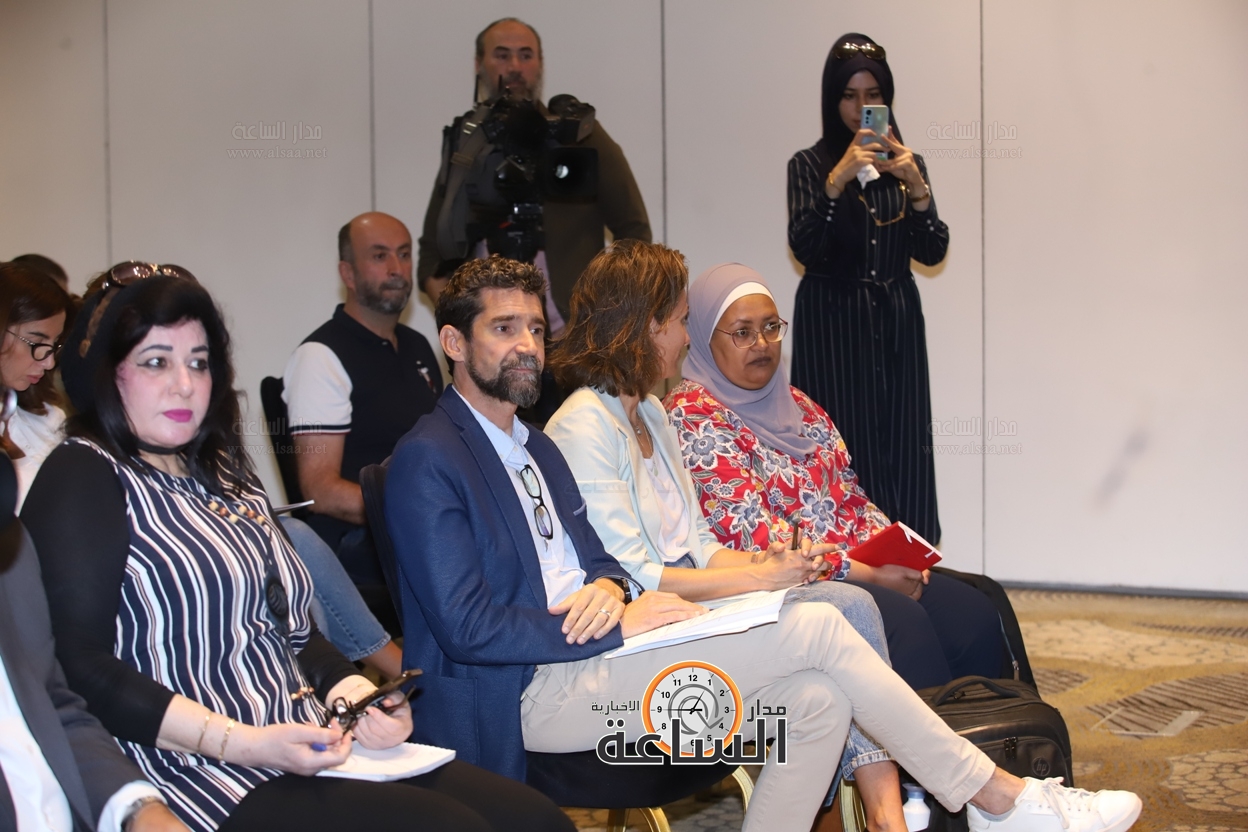 Madar Al-Saa Images 0.6097429009229871