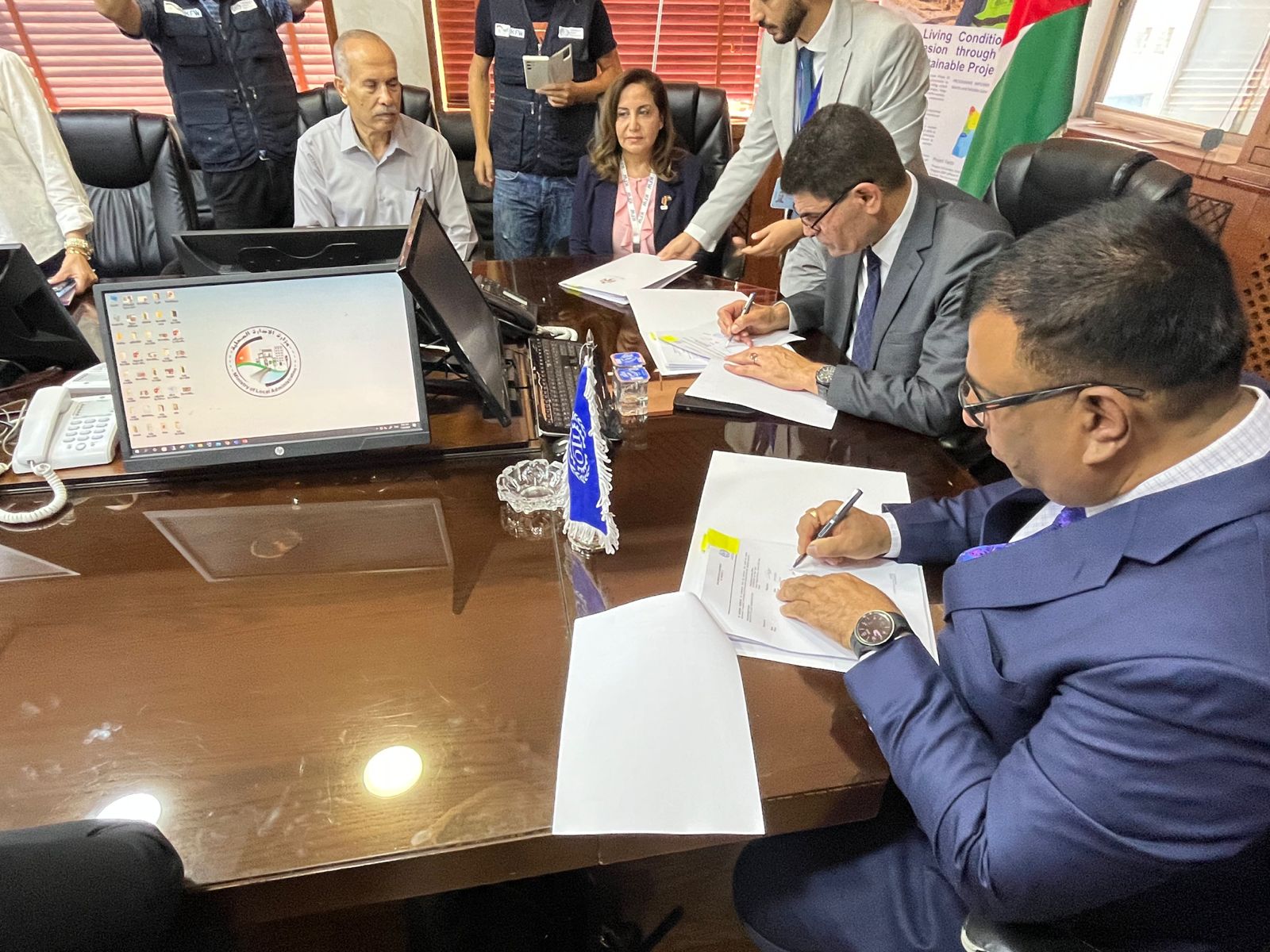 Madar Al-Saa Images 0.5389240932948678