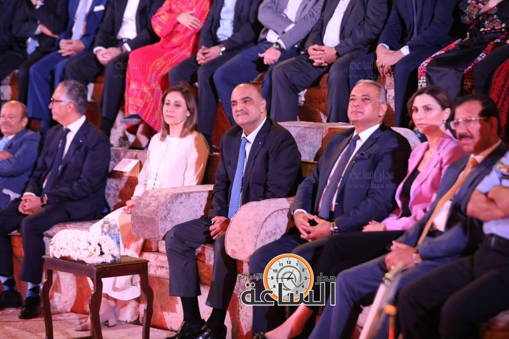 Madar Al-Saa Images 0.7443117698006259