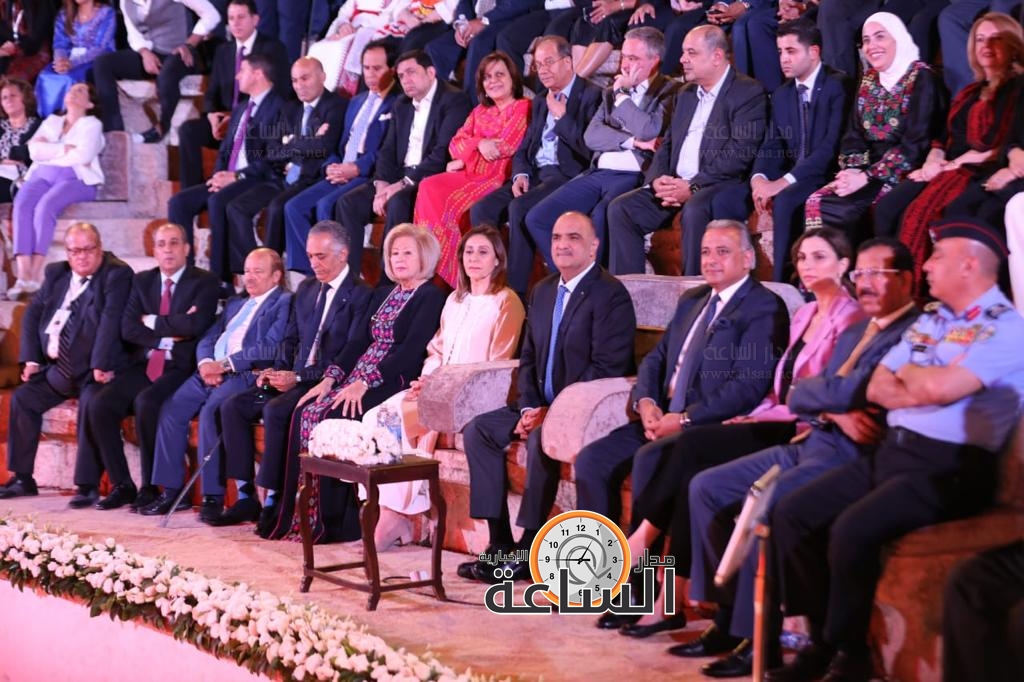 Madar Al-Saa Images 0.7773686602615621