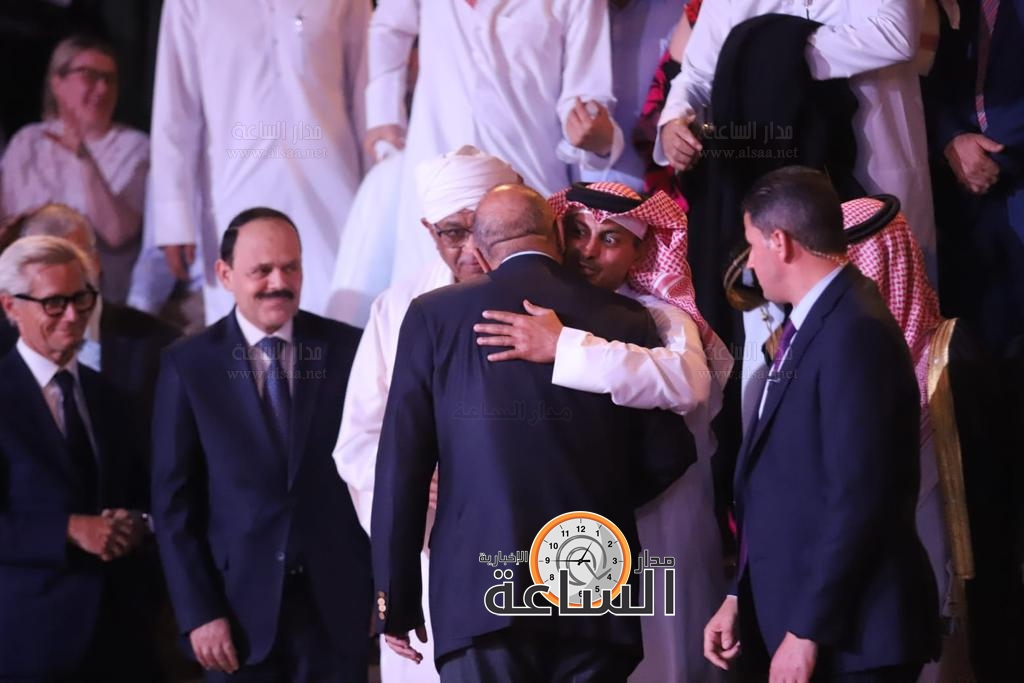 Madar Al-Saa Images 0.03526327848018962