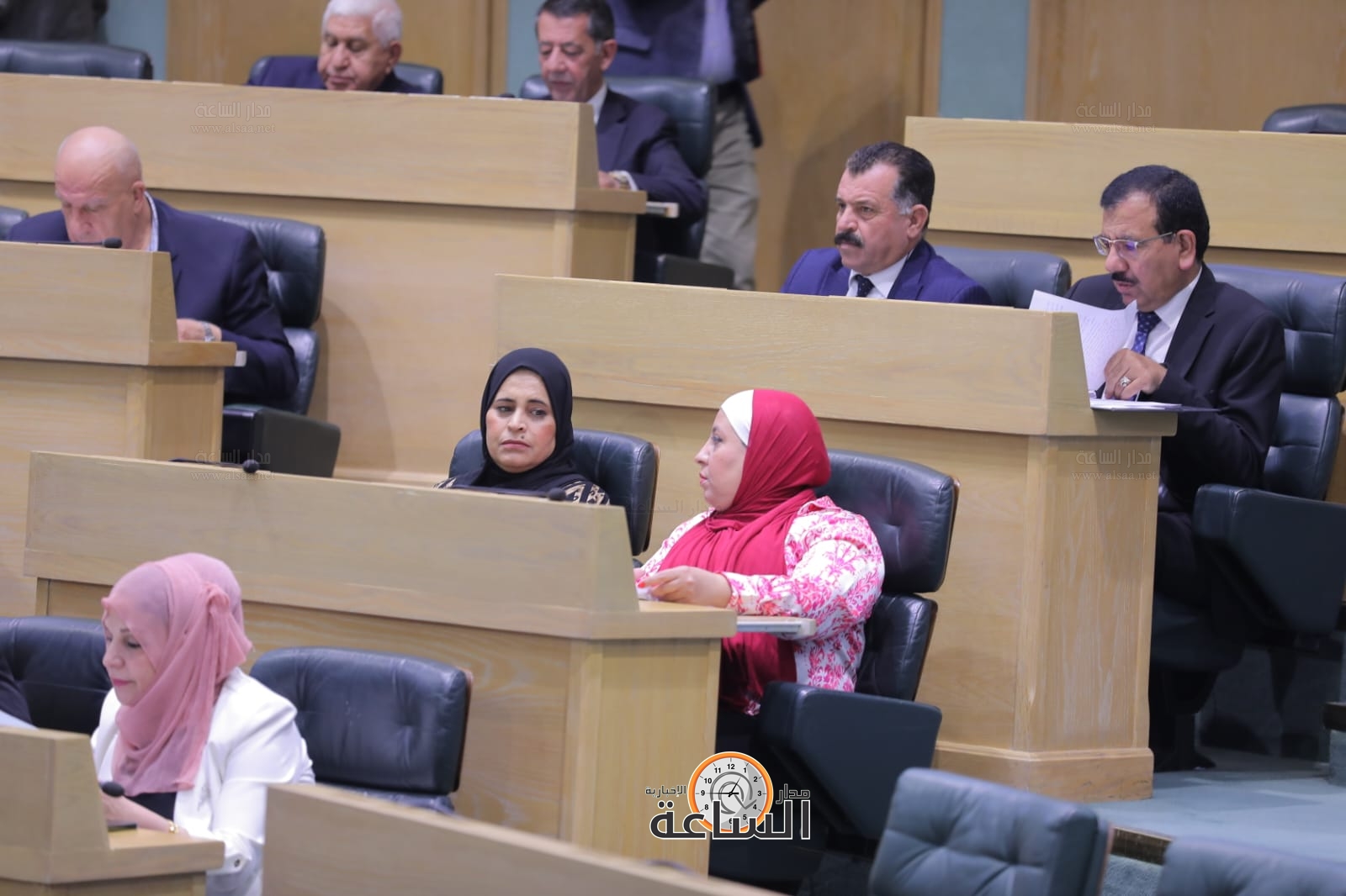 Madar Al-Saa Images 0.4741347051632676