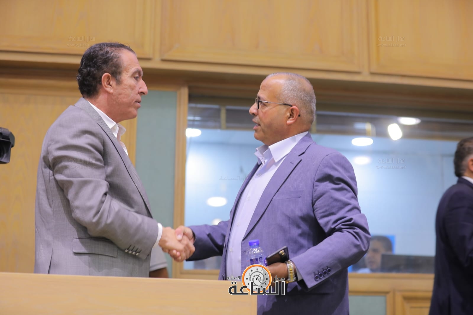 Madar Al-Saa Images 0.032377300631239114