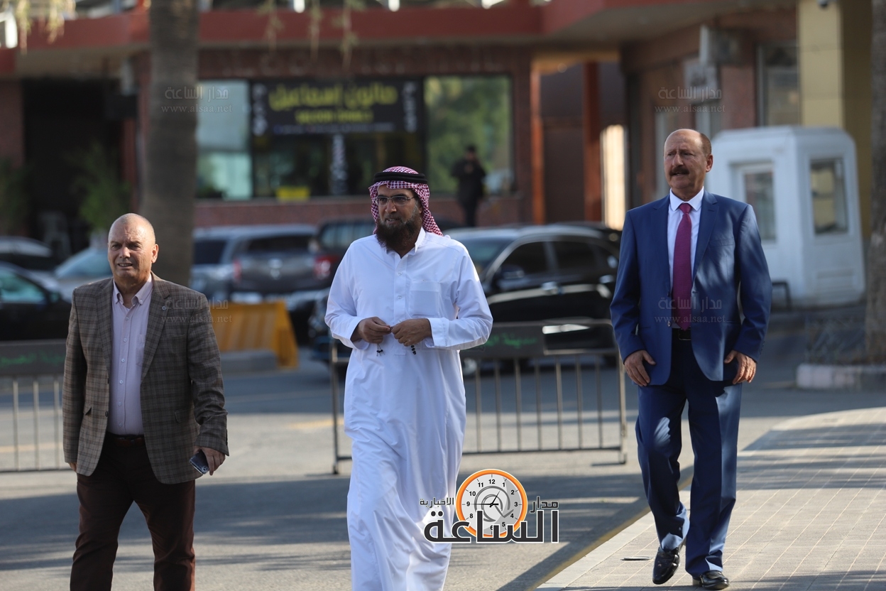 Madar Al-Saa Images 0.6967927318793279