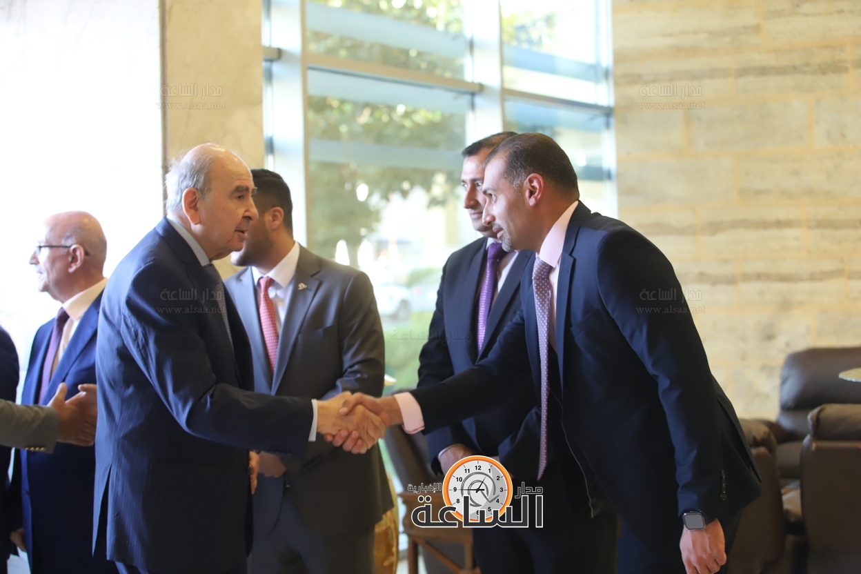 Madar Al-Saa Images 0.4063638456901675