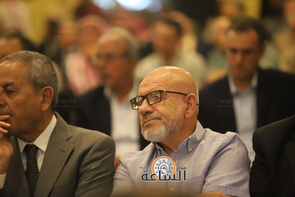 Madar Al-Saa Images 0.3313945408011658