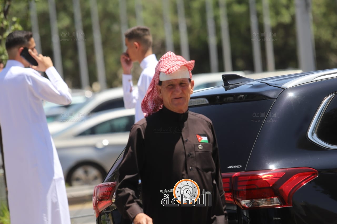 Madar Al-Saa Images 0.3237466560590889