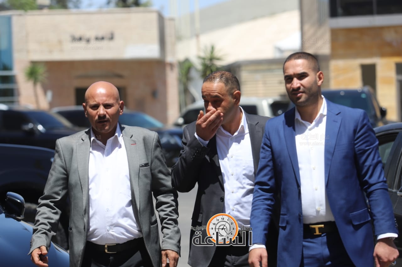 Madar Al-Saa Images 0.5714876715574471