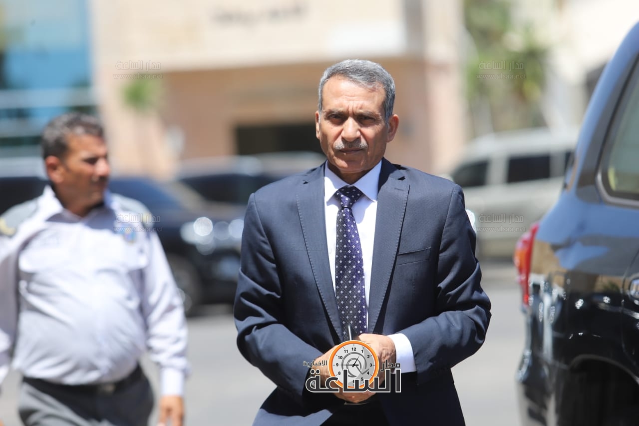 Madar Al-Saa Images 0.8392710525763221