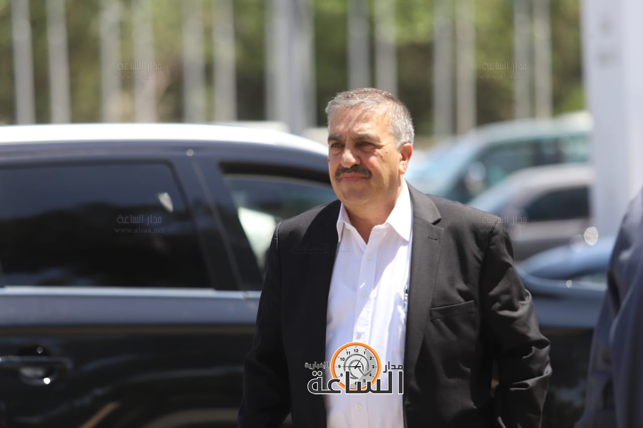 Madar Al-Saa Images 0.012149155721725924