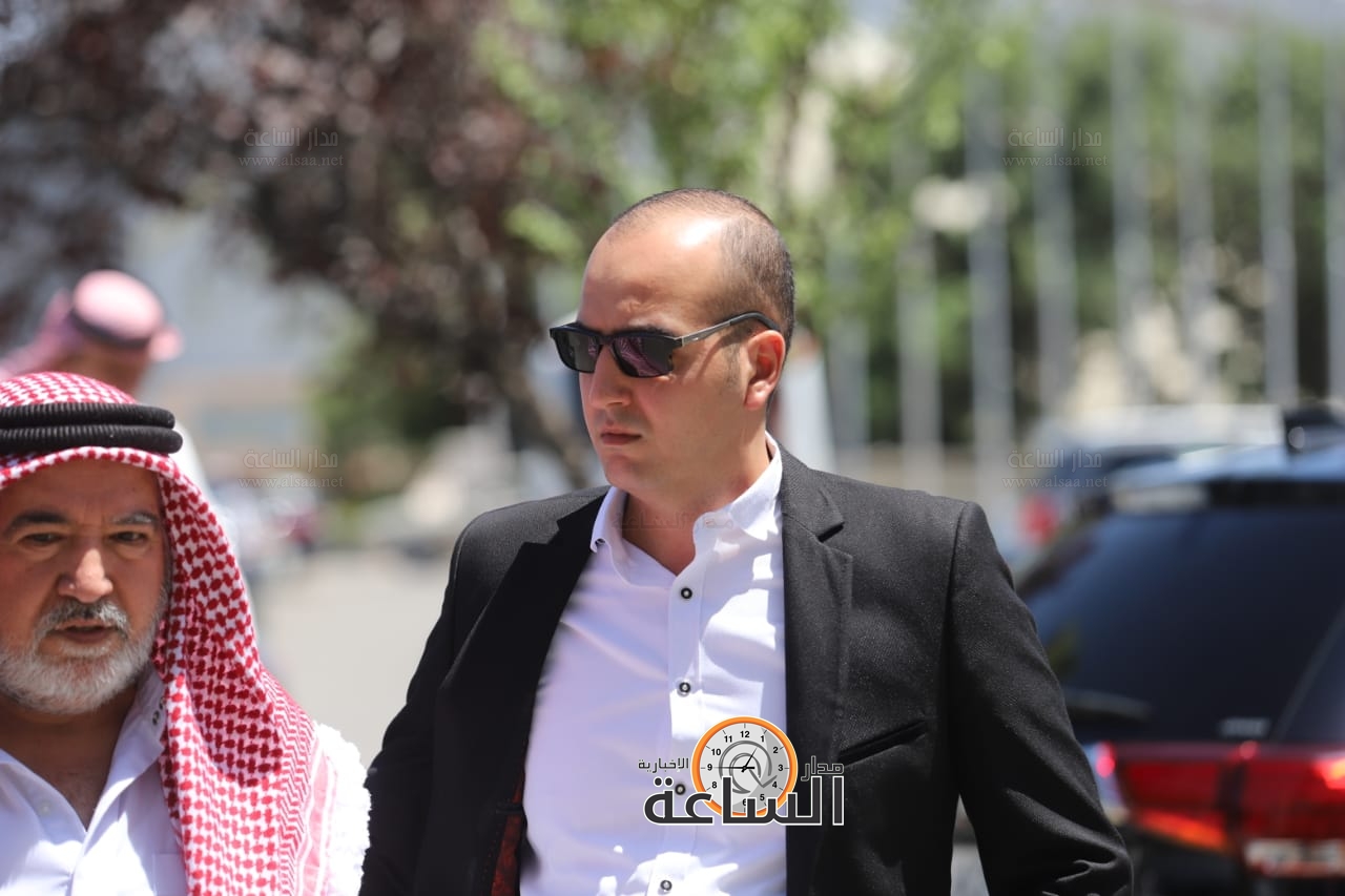 Madar Al-Saa Images 0.7950563575706311