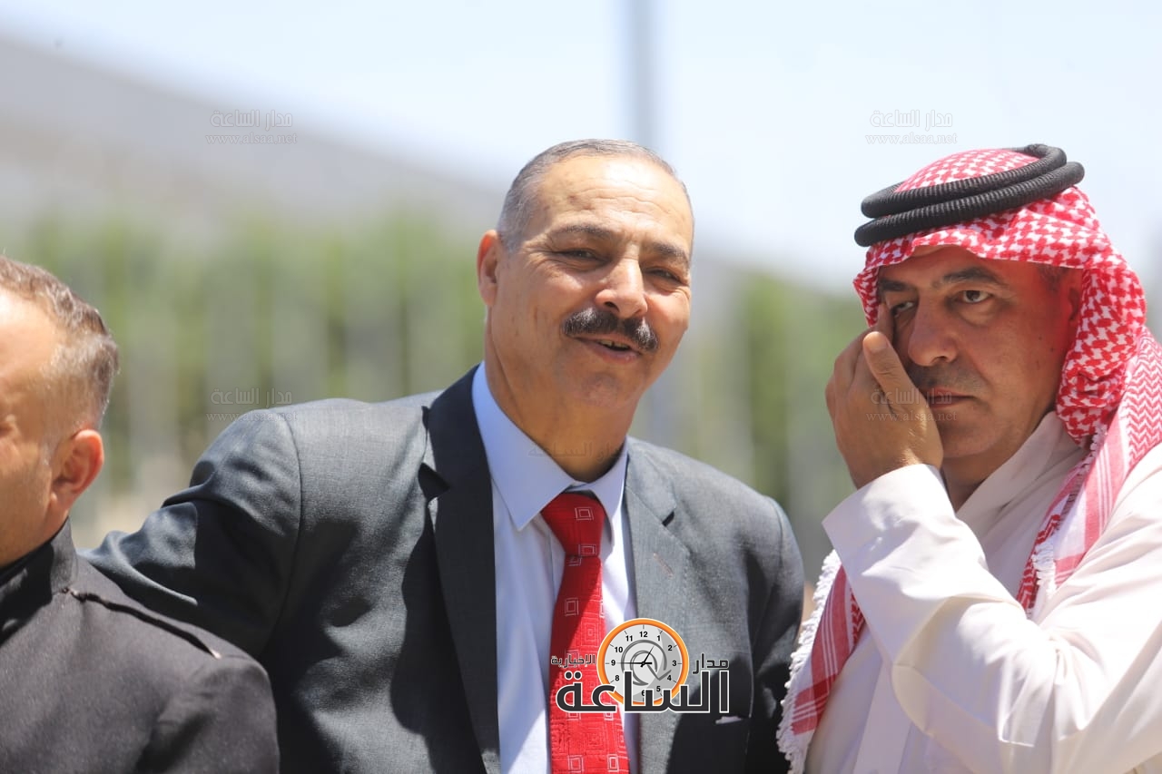 Madar Al-Saa Images 0.7777646907602467