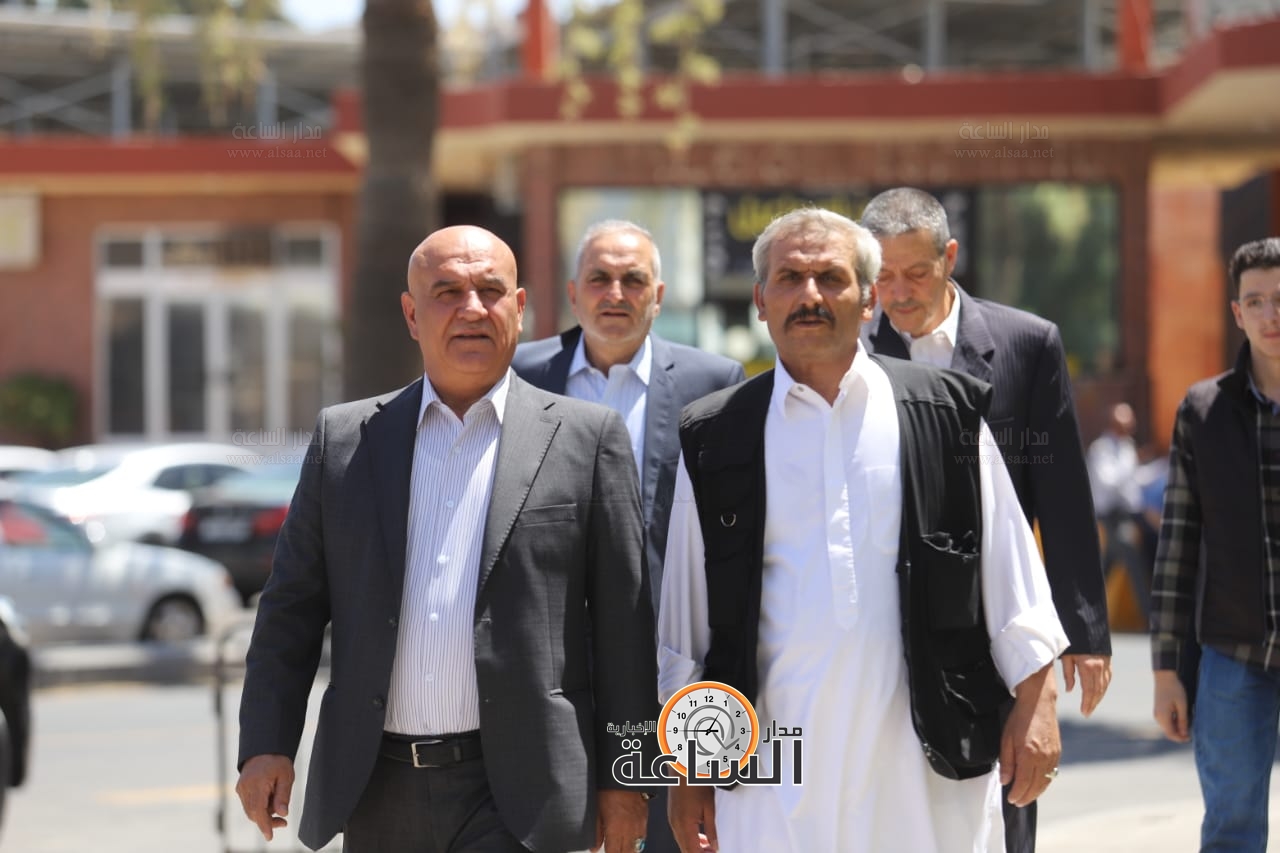 Madar Al-Saa Images 0.2482453489874077