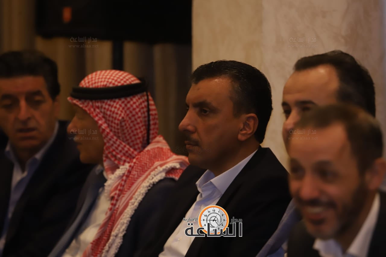 Madar Al-Saa Images 0.7663594139704575