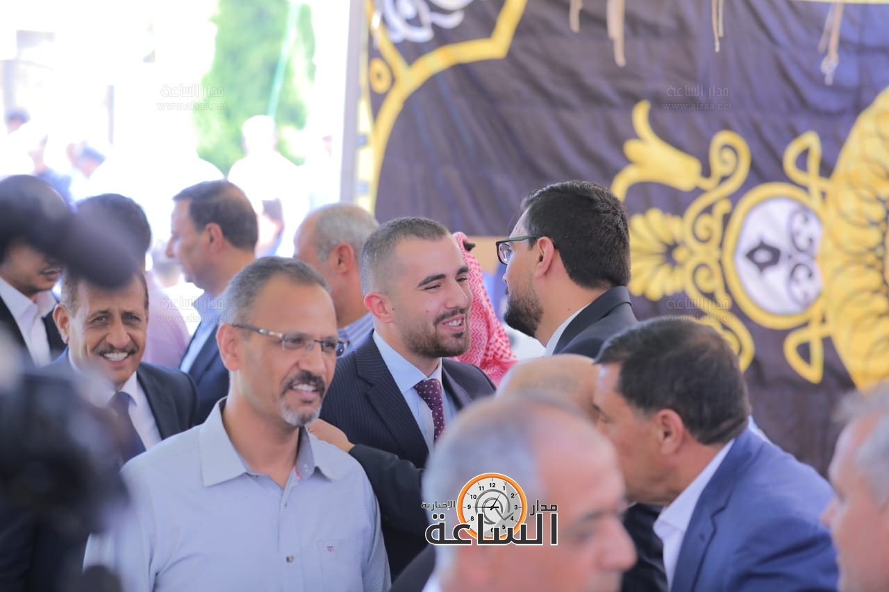 Madar Al-Saa Images 0.408177477787224