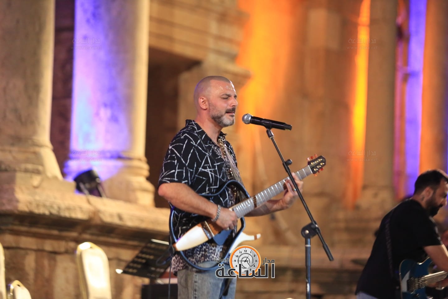 Madar Al-Saa Images 0.6181236067210952