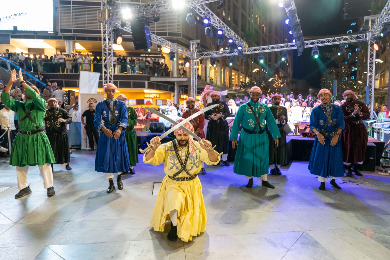 Madar Al-Saa Images 0.05980670000308619