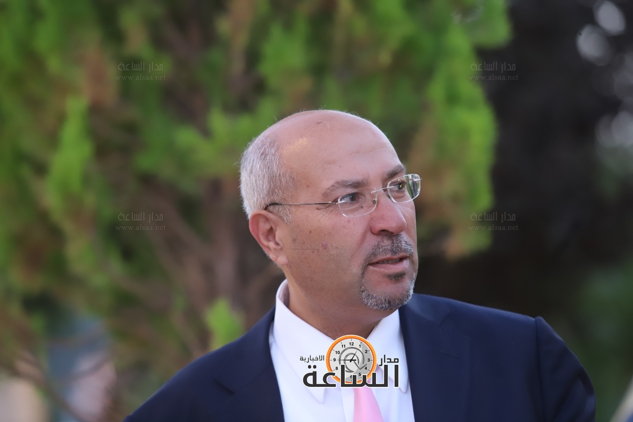 Madar Al-Saa Images 0.02294995744454542