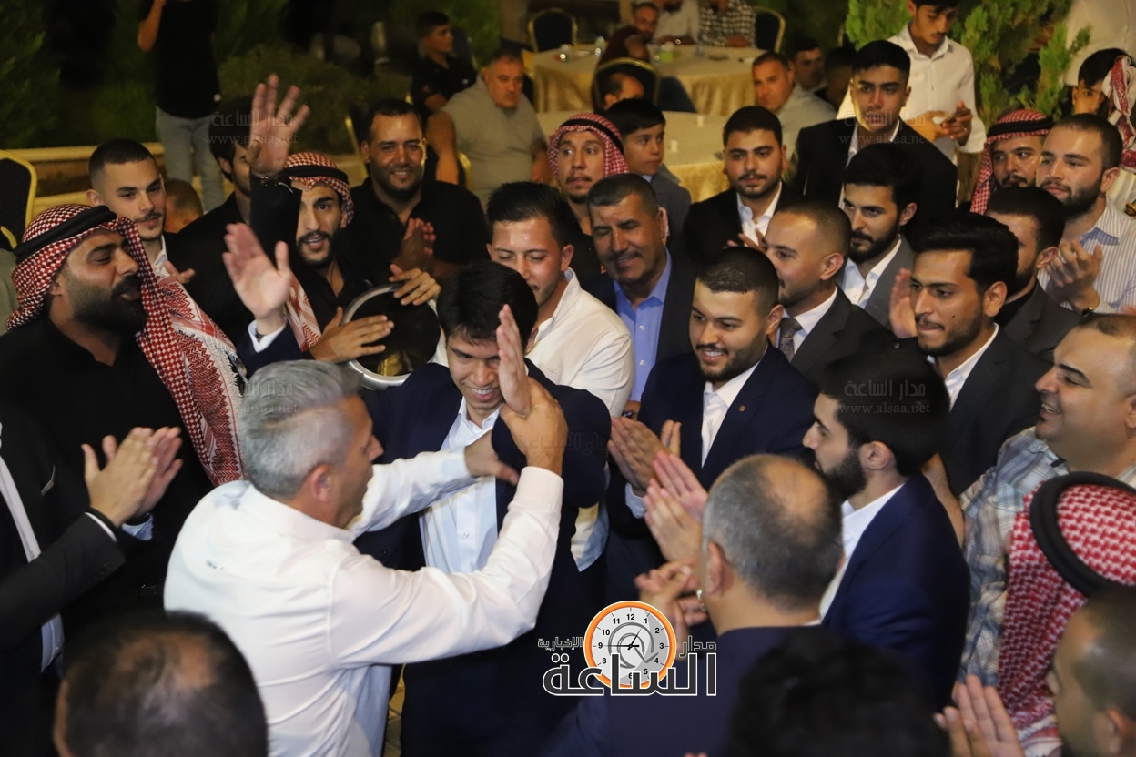 Madar Al-Saa Images 0.6663967458183917