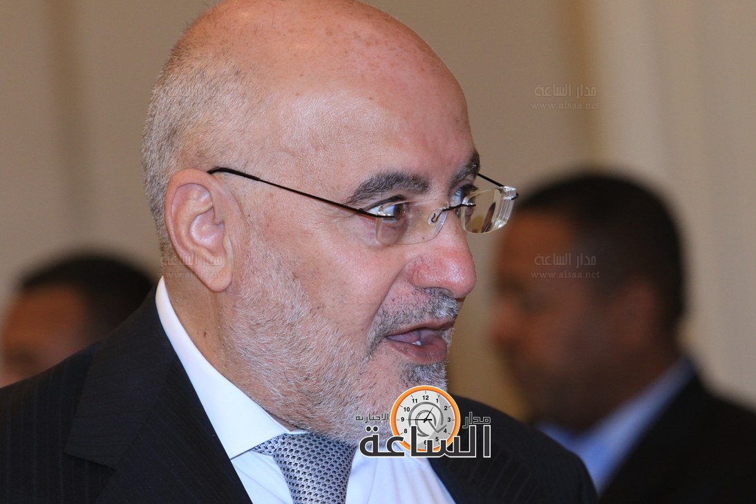 Madar Al-Saa Images 0.9464512971976324