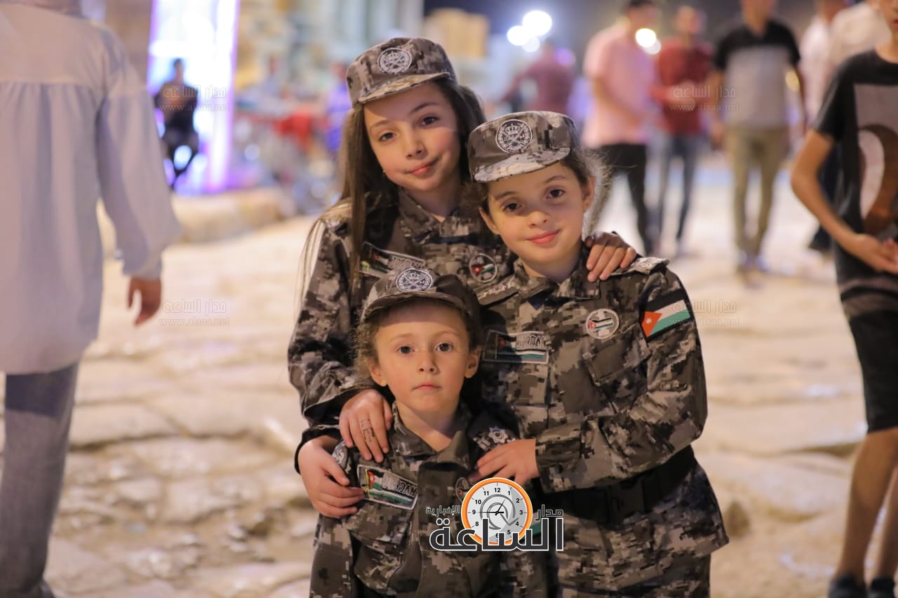 Madar Al-Saa Images 0.4816684727423449