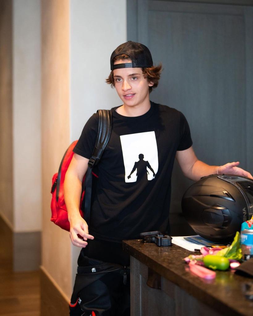 Madar Al-Saa Images 0.08589753371676623