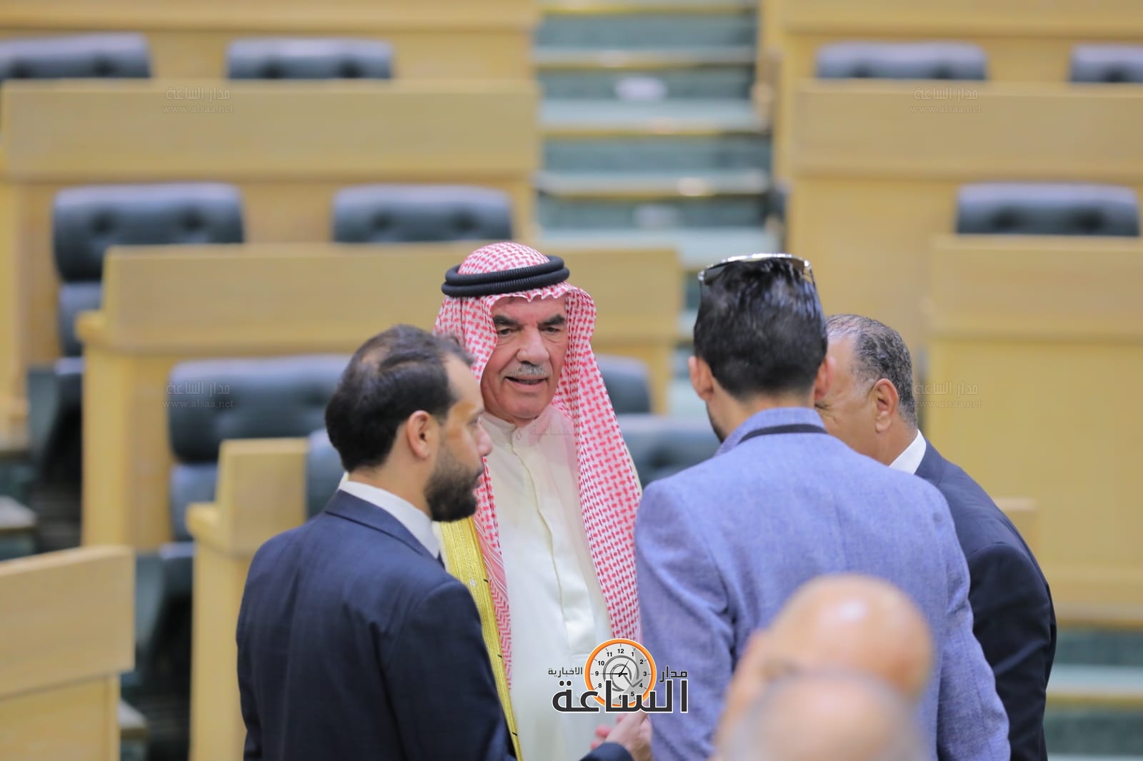 Madar Al-Saa Images 0.7632013072500174