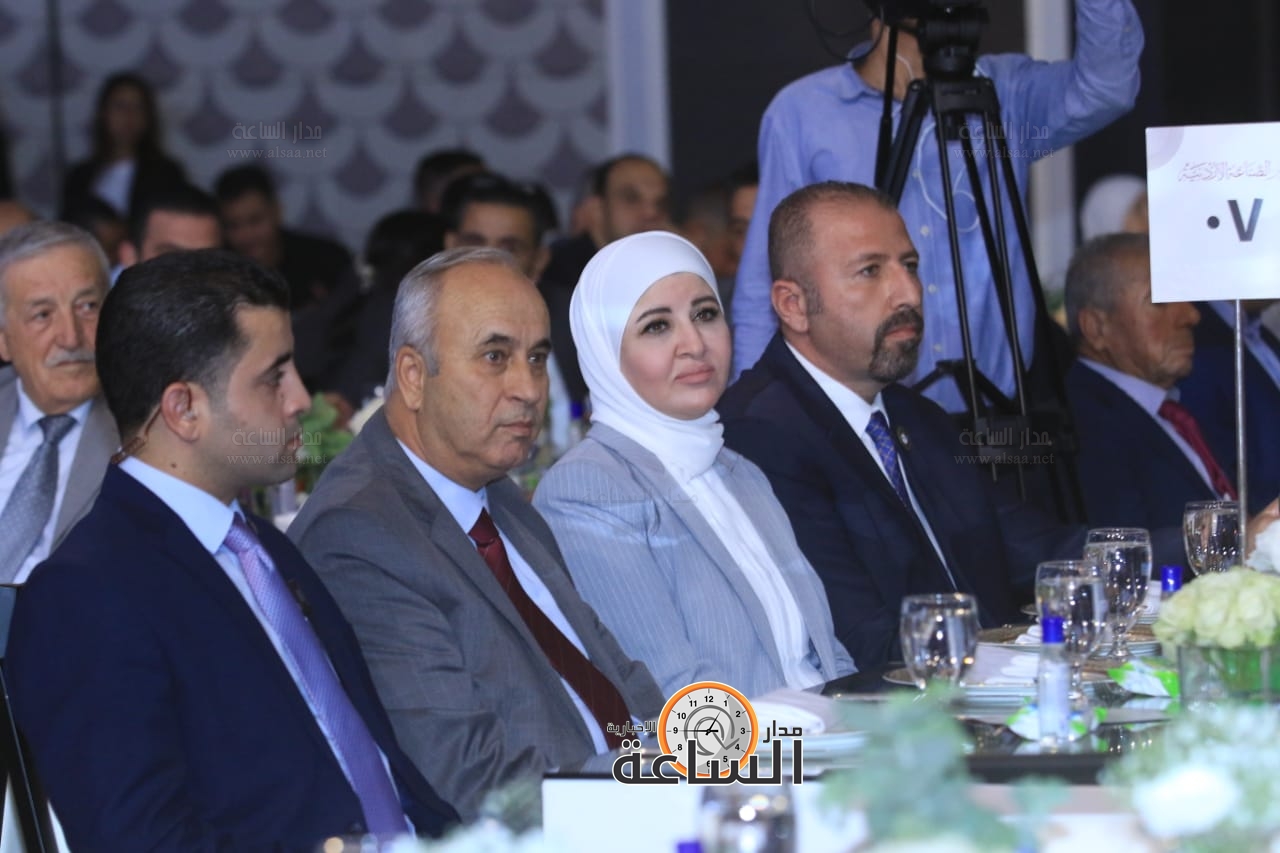 Madar Al-Saa Images 0.17744746912835607