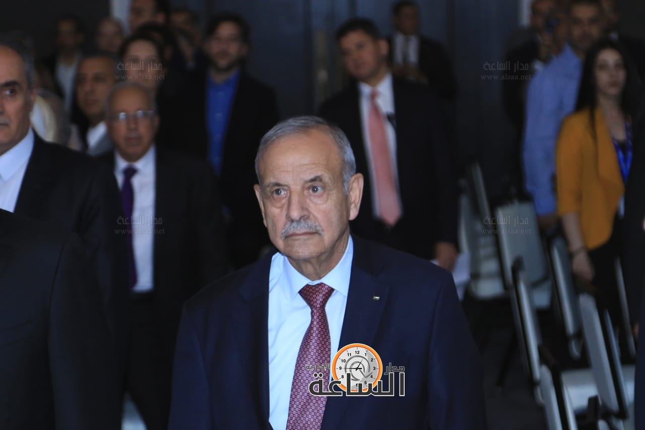 Madar Al-Saa Images 0.06616455326116166