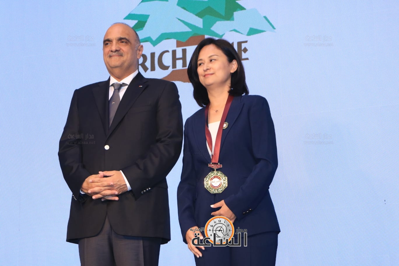 Madar Al-Saa Images 0.971062722983673