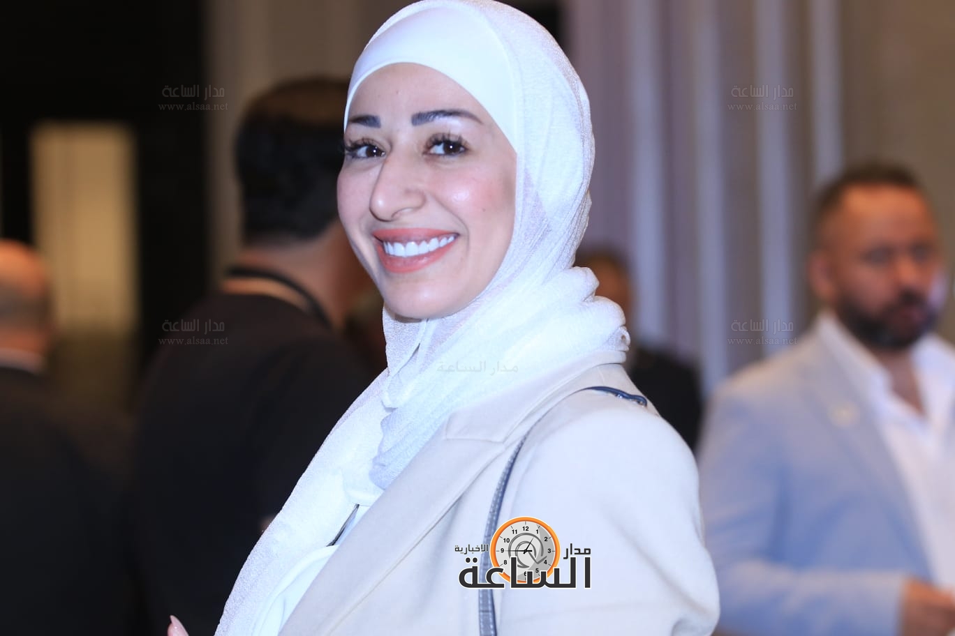 Madar Al-Saa Images 0.8781978592063604