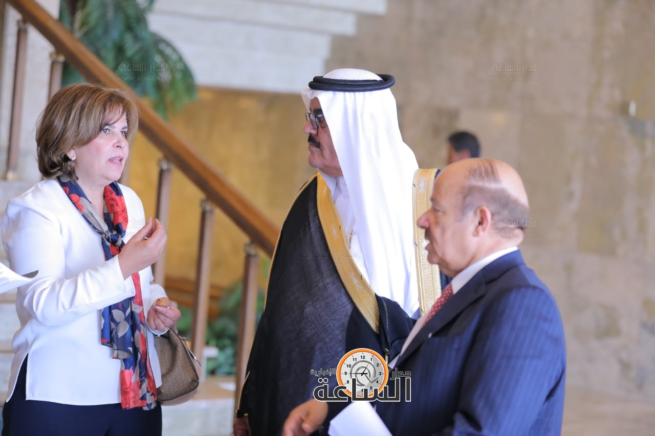 Madar Al-Saa Images 0.797583038763598