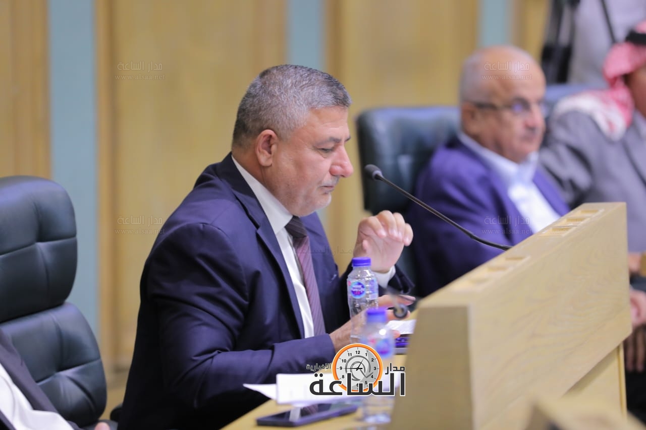 Madar Al-Saa Images 0.5703295461283873