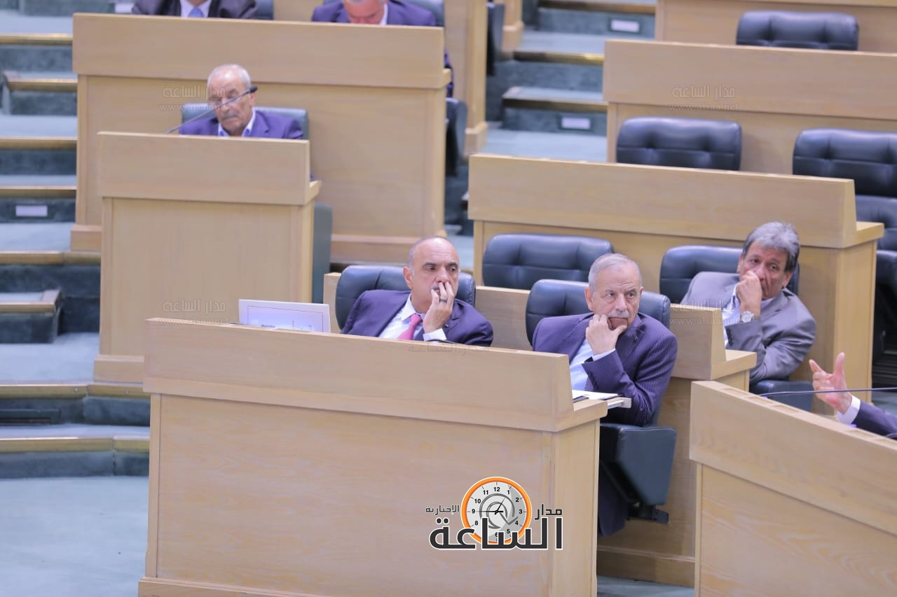 Madar Al-Saa Images 0.9902620748219844