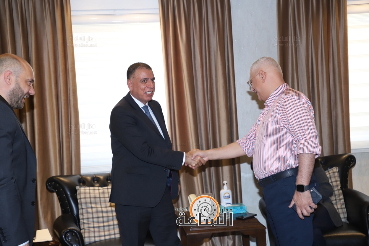 Madar Al-Saa Images 0.8738477065177901