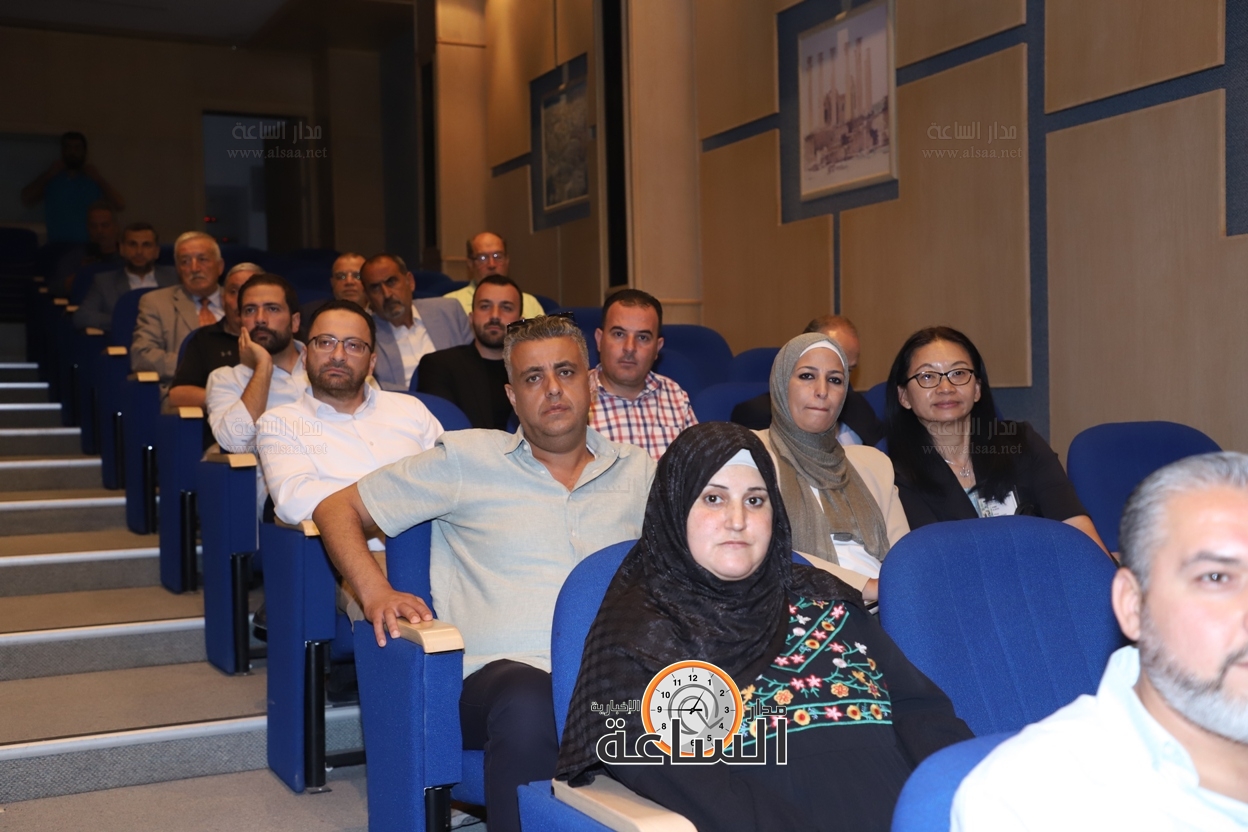 Madar Al-Saa Images 0.40123570014153476